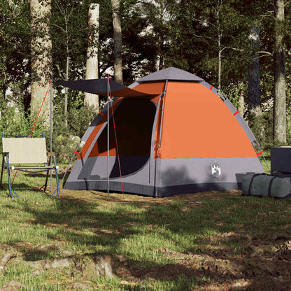 Detail van de vidaXL 4-persoons kampeertent in grijs en oranje, met luifel en campingstoelen.