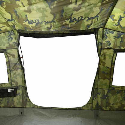 Detail van de camouflage tentwand met grote opening en vensters van de vidaXL tunneltent.