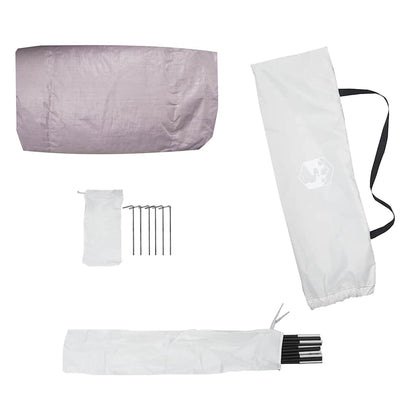 Detail van de vidaXL strandtent met accessoires zoals haringen en stokken in opbergtas.
