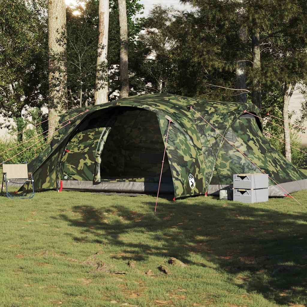 Detail van de vidaXL koepeltent in camouflage, zijaanzicht met tentstokken en haringen.