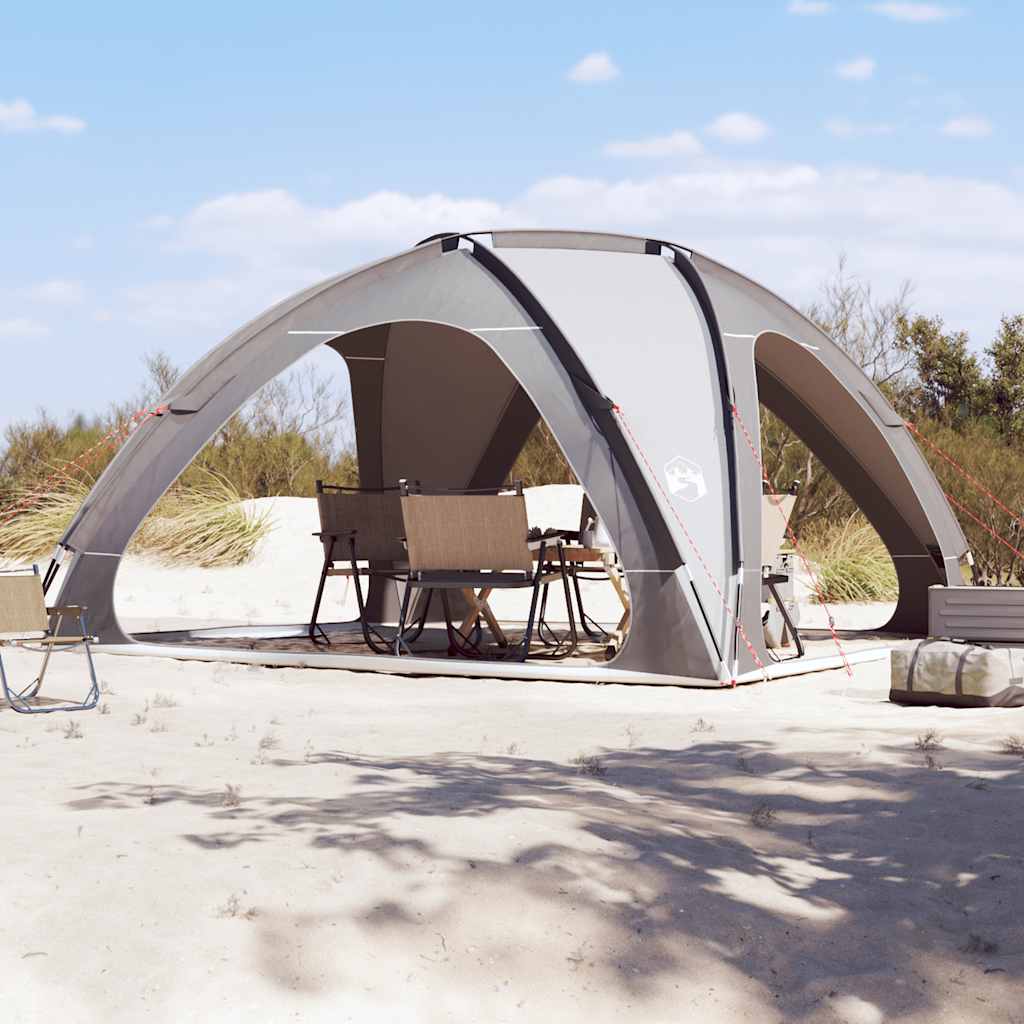 Zijaanzicht van de vidaXL waterdichte partytent in grijs, opgezet op een zandstrand.