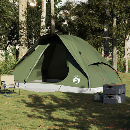 Zijaanzicht van de vidaXL koepeltent in olijfgroen, met open ingang en kampeerstoelen.