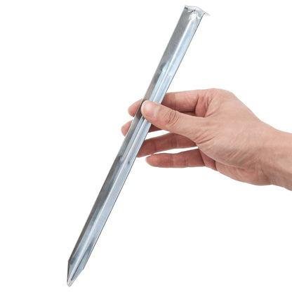 Detail van een vidaXL tentharing van gegalvaniseerd staal, vastgehouden in een hand.