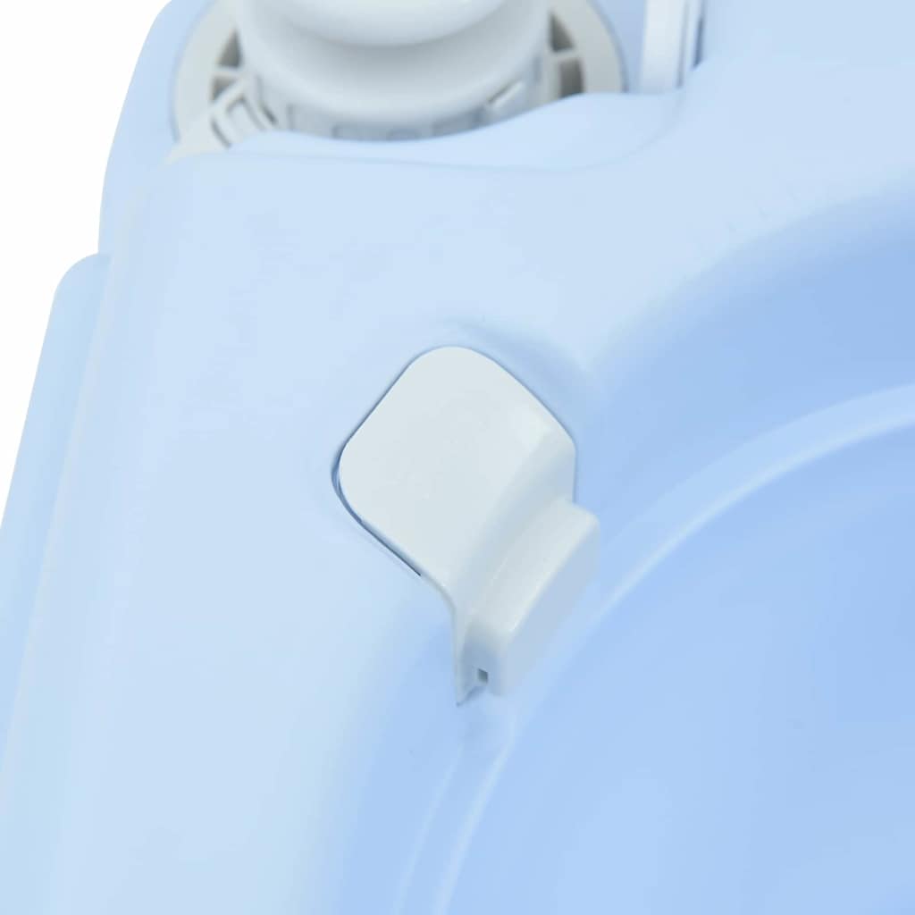 Detail van het lichtblauwe vidaXL campingtoilet met het T-type spoeldop systeem.