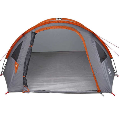 Zijaanzicht van de vidaXL Camping Tent in grijs met oranje details, met open ingang.