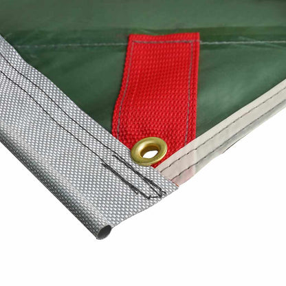 Detail van de stevig afgewerkte rand met metalen oog van de vidaXL waterbestendige tarp.