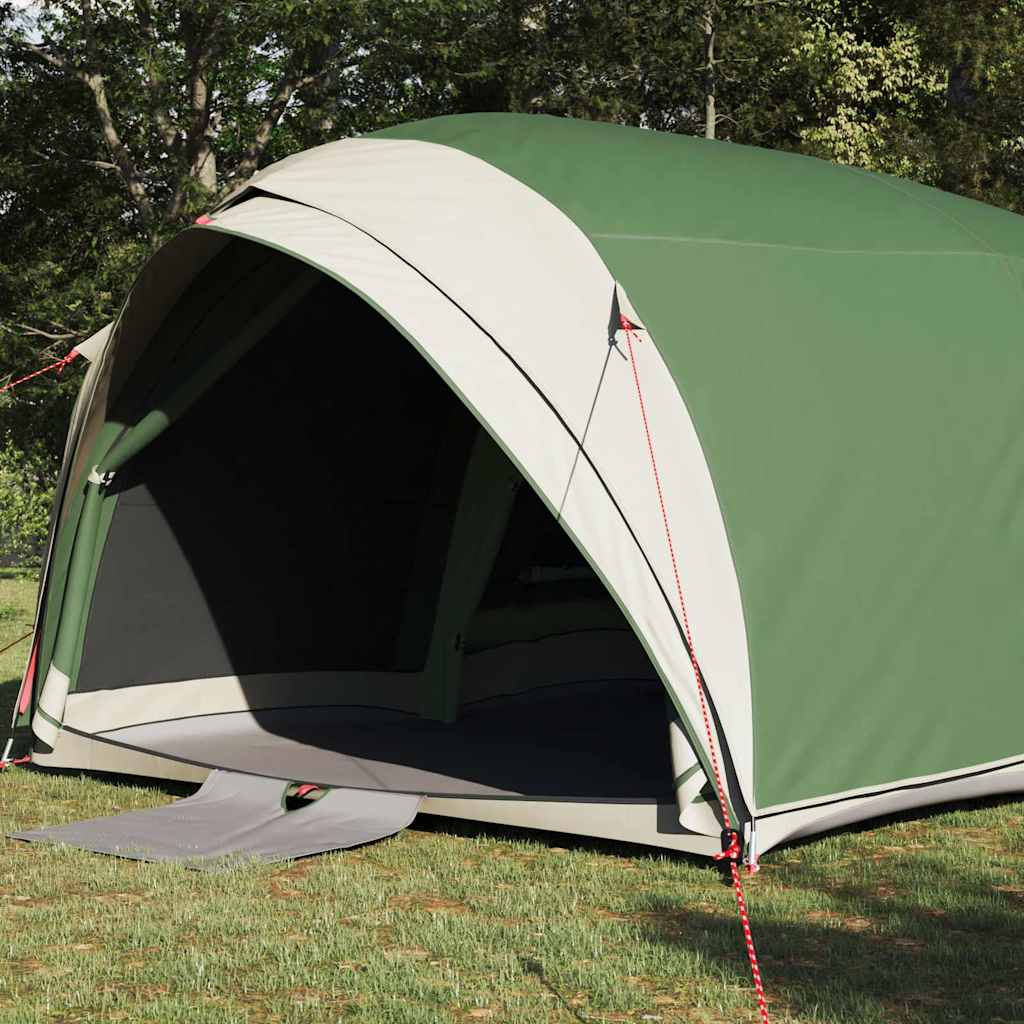 Detail van de groene vidaXL Tunnel tent met dak, zijaanzicht van de opening.