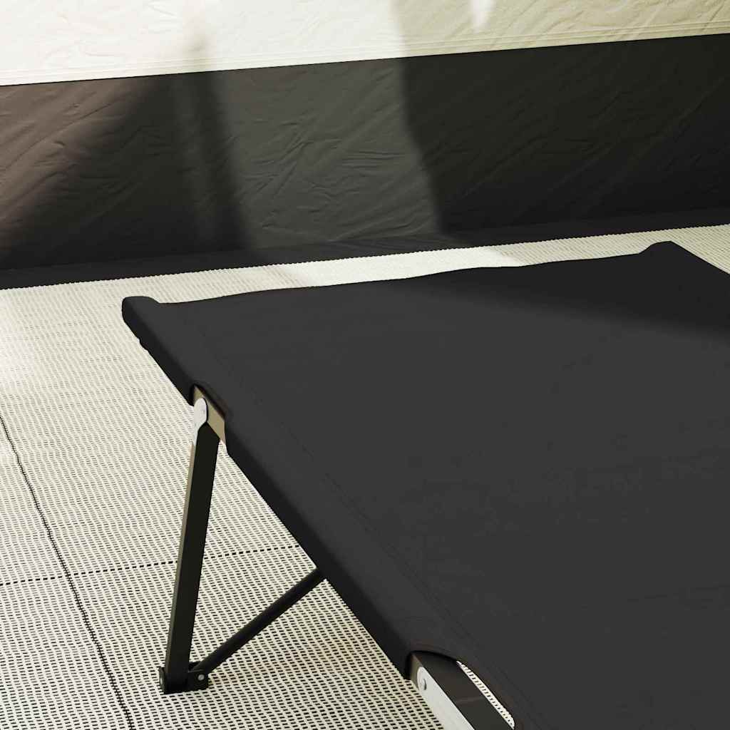 Detail van het zwarte vidaXL opvouwbare campingbed, zijaanzicht van de stevige constructie.