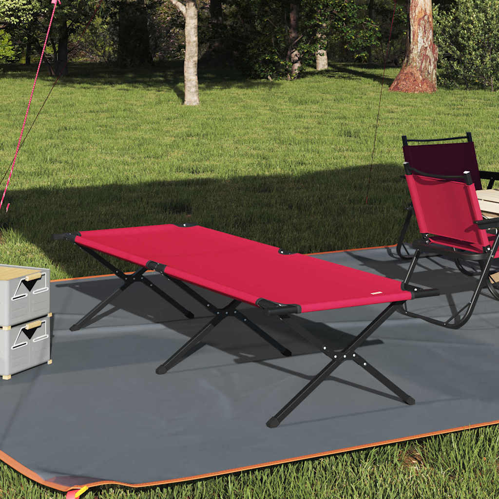 Rood vidaXL opvouwbaar camping bed 210 x 80 x 46 cm, geplaatst op gras bij kampeeruitrusting.