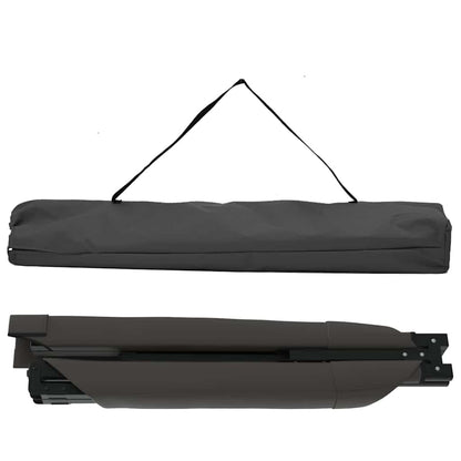 Zijaanzicht van het opvouwbare vidaXL campingbed, ingeklapt met draagriem.