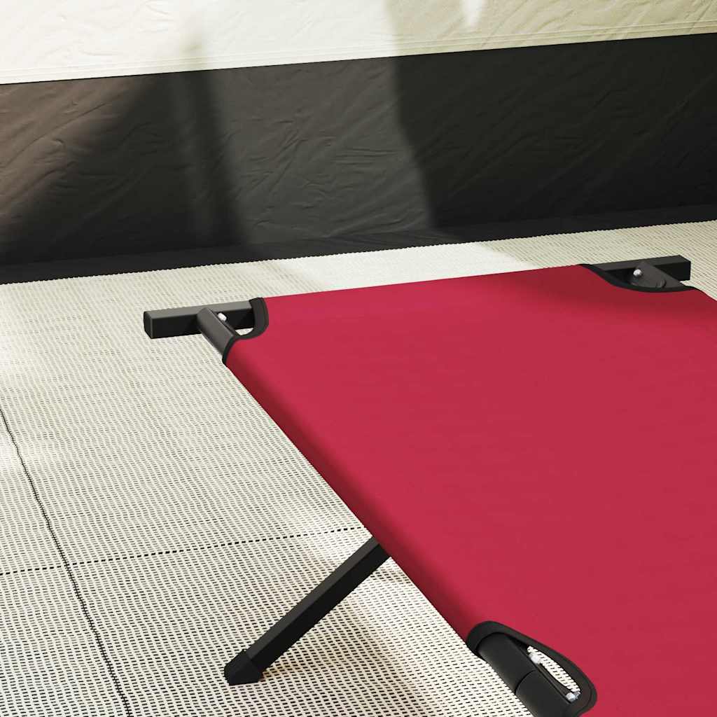 Detail van het opvouwbare vidaXL campingbed in rood, zijaanzicht met stevige hoeken.
