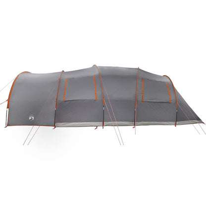 Zijaanzicht van de vidaXL Tunnel Tent in grijs met oranje accenten en ventilatieramen.