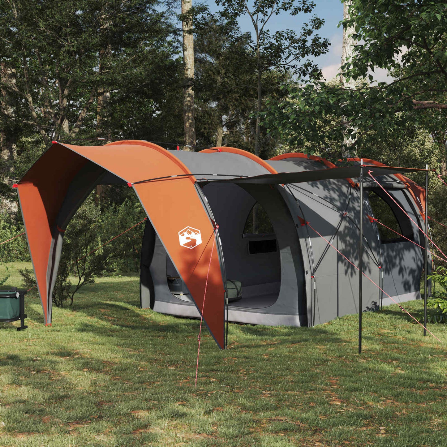 Tunneltent vidaXL in grijs en oranje, ruim en stijlvol, geplaatst in een groene omgeving.