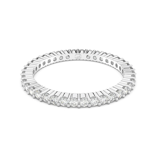 Elegante Swarovski ring voor dames met verfijnde, sprankelende steentjes en een tijdloos ontwerp.