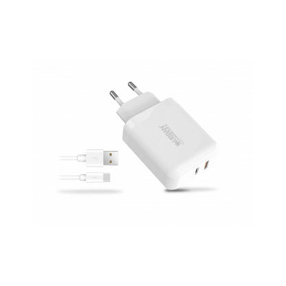Detail van de Urban Factory PSC45UF draagbare oplader in wit met USB-C en USB 2.0 poorten.