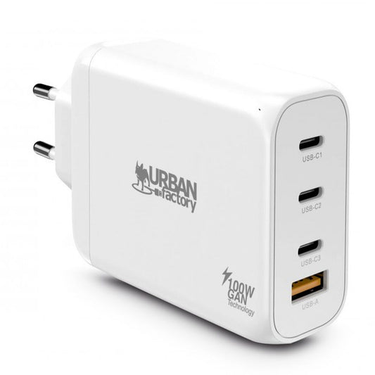Urban Factory GPS14UF draagbare oplader in wit met vier USB-poorten voor snel laden.