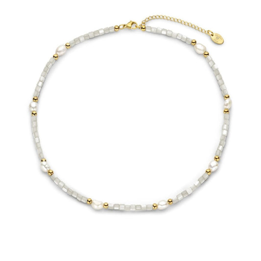 Stijlvolle CO88 Collection ketting met grijze en gouden details, elegant ontwerp.