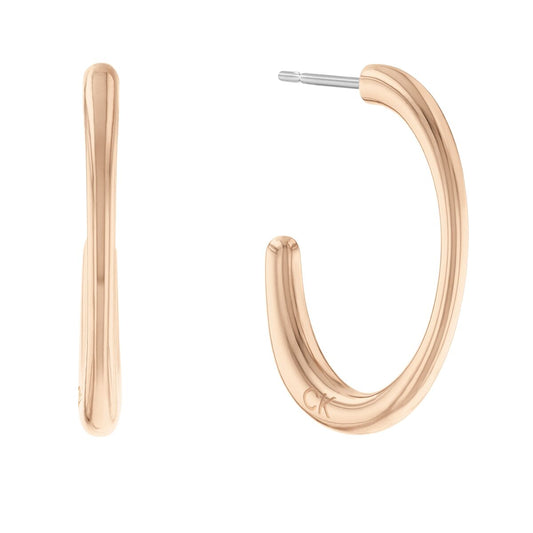 Gouden Calvin Klein oorbellen voor dames, elegant en tijdloos ontwerp in sterling zilver.