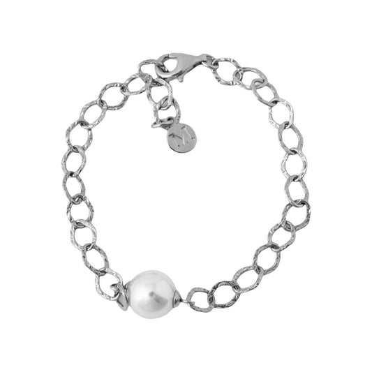 Elegante zilverkleurige Majorica armband met een parel, perfect voor elke gelegenheid.
