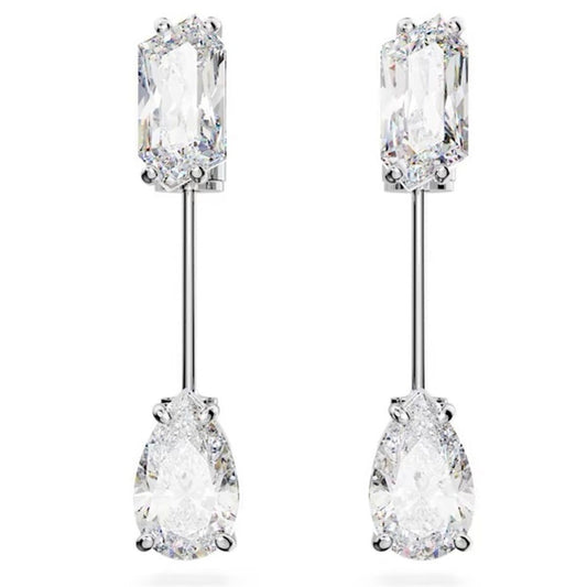 Swarovski oorbellen met elegante luxe afwerking en sprankelende kristallen.