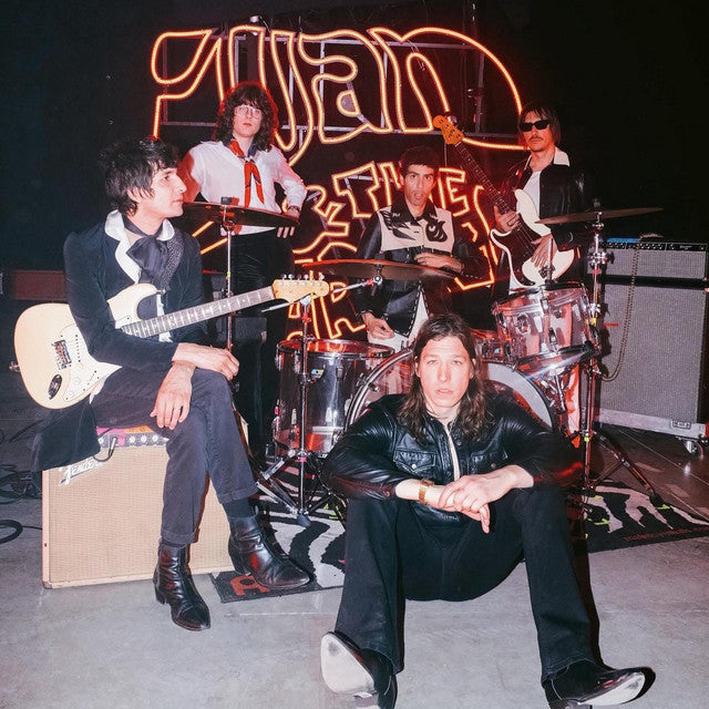 Ivan & The Parazol